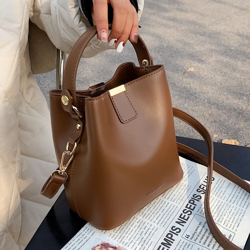 Simple One-Shoulder Bucket Handbag